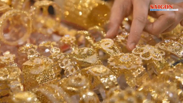 Vàng nhẫn tăng hơn 1,5 triệu đồng/lượng 