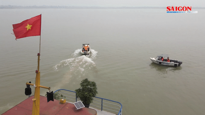 Đảm bảo an toàn giao thông trên sông Hồng trước mùa mưa lũ