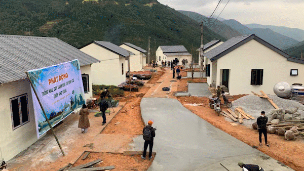 Lào Cai: Làng lũ quét đã hoàn thành những ngôi nhà mới