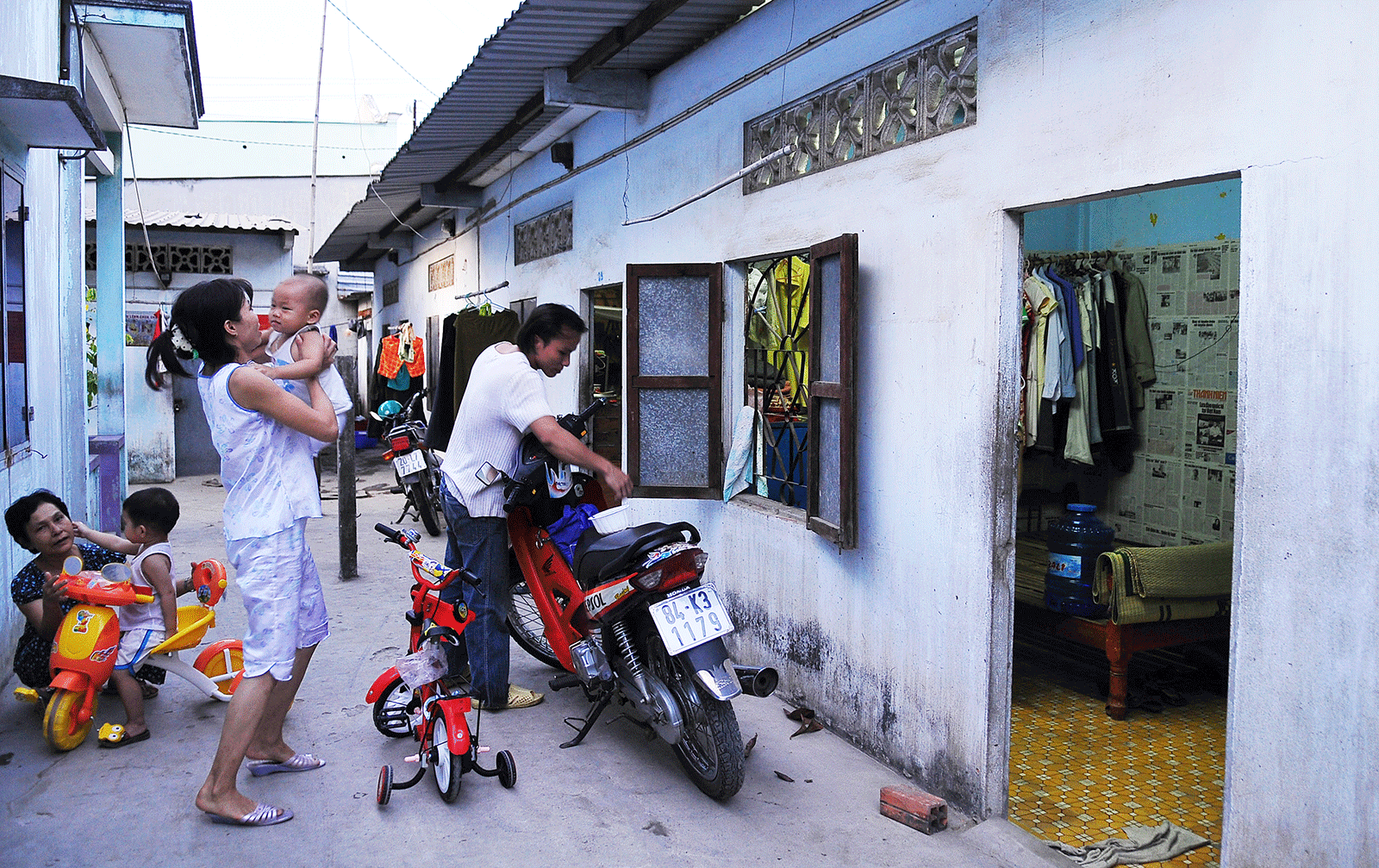 Phía sau làn sóng di cư - Bài 1: Ào ạt rời quê ra phố ảnh 2