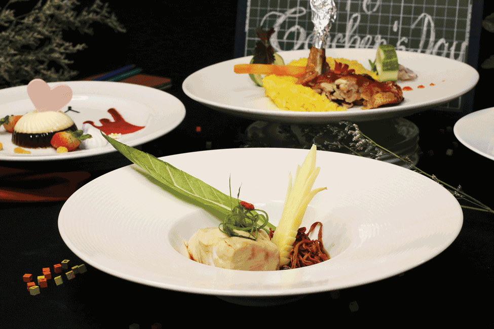 Rex Hotel Saigon Tri ân ngày Nhà giáo Việt Nam ảnh 3