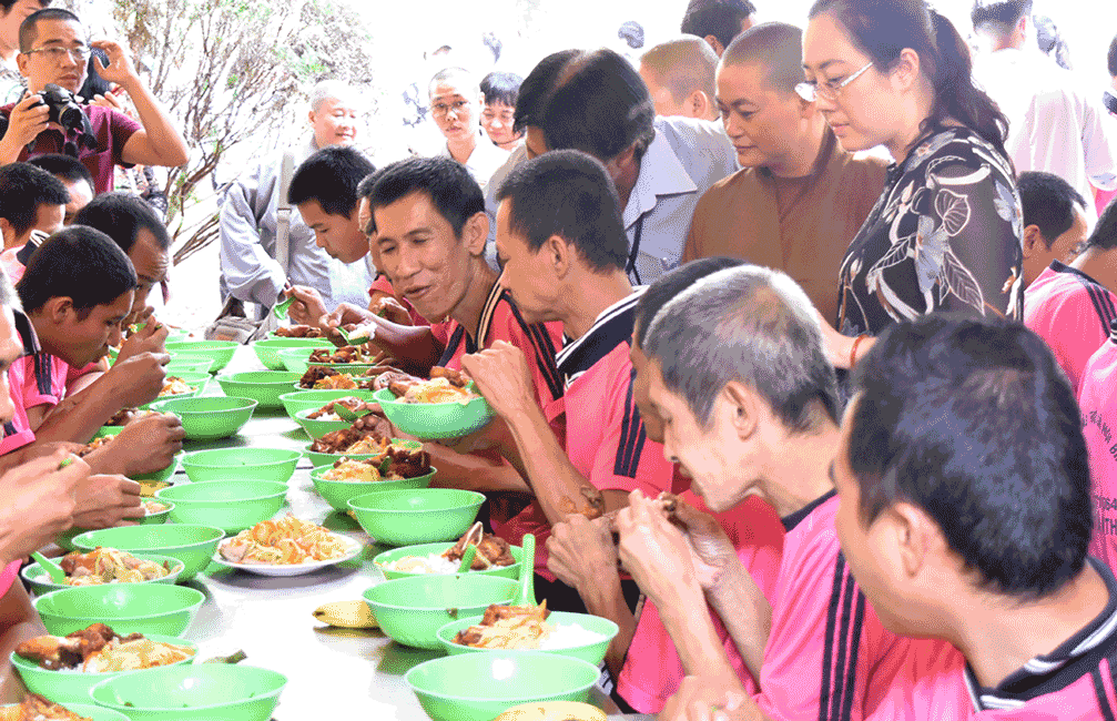 Chung sức xây dựng thành phố nghĩa tình ảnh 2