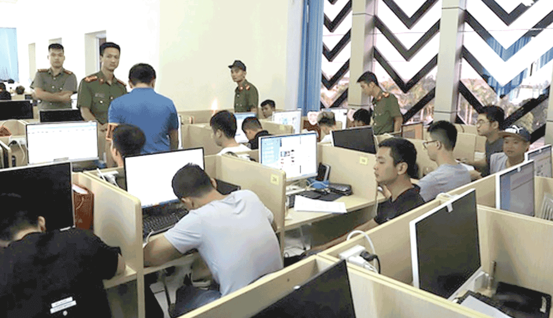 Dùng “vỏ bọc” để phạm tội