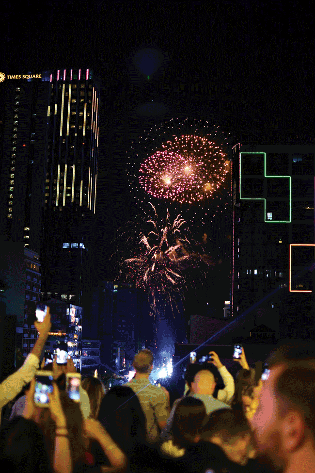 Đón Giáng sinh và năm mới tại Rex Hotel Saigon ảnh 3