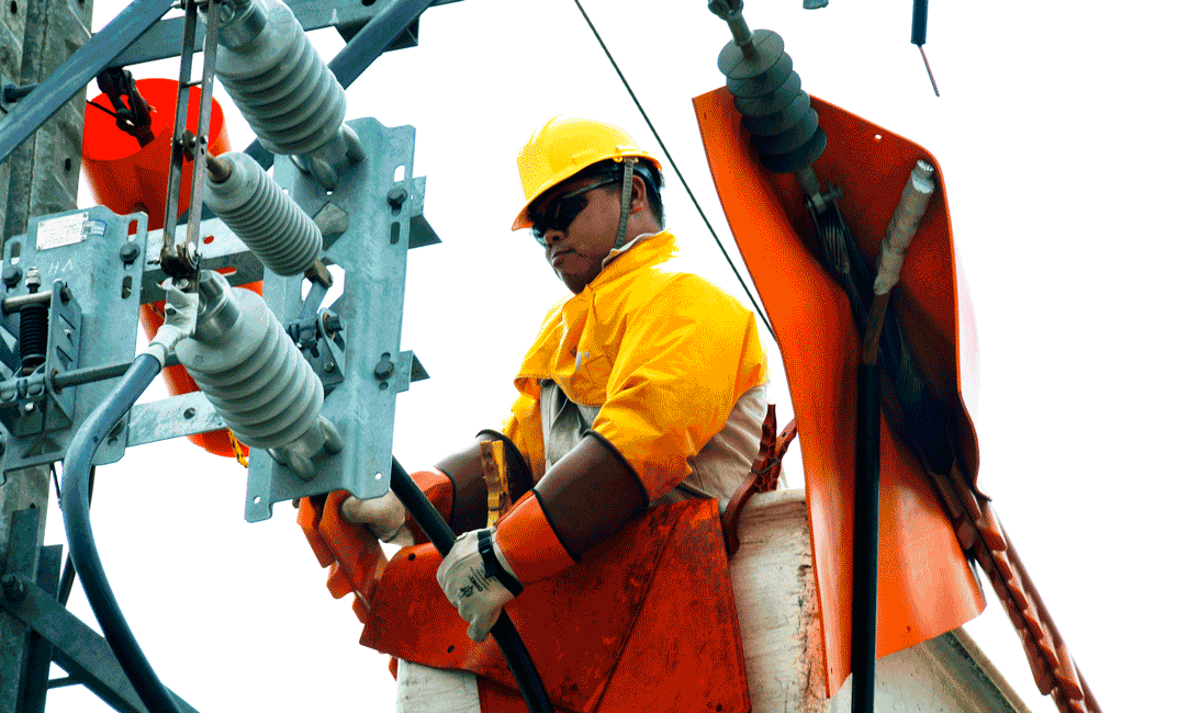 Điều kiện kinh doanh trong lĩnh vực lao động đang “cải lùi” ảnh 1