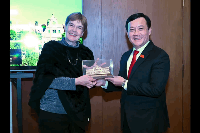 Thúc đẩy hợp tác giữa TPHCM với các địa phương của Đức