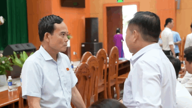 Bí thư Thành ủy TPHCM Trần Lưu Quang tiếp xúc cử tri khu vực Bà Rịa - Vũng Tàu