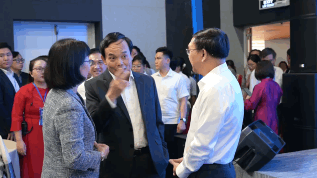 Lãnh đạo TPHCM gặp gỡ cộng đồng khoa học công nghệ, khởi nghiệp đổi mới sáng tạo