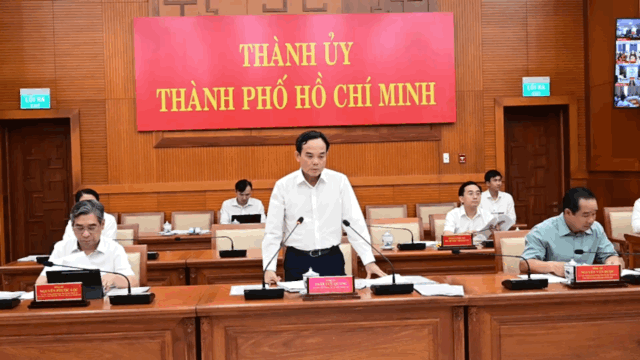 TPHCM: Hoàn thành phát thẻ cử tri chậm nhất vào ngày 10-3