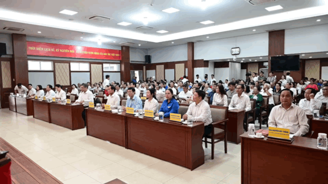 Cử tri mong tháo gỡ dự án treo khu Nam Lý Chiêu Hoàng suốt 20 năm qua