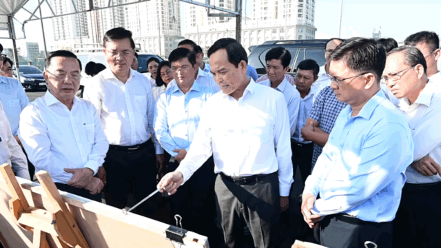 Bí thư Thành ủy TPHCM Trần Lưu Quang khảo sát tiến độ dự án Rạp xiếc và biểu diễn đa năng Phú Thọ