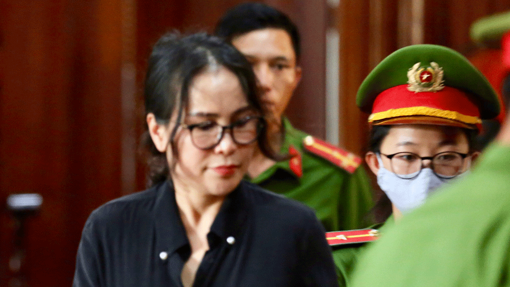 Tranh luận gay gắt về hình phạt và thiệt hại của vụ án khu “đất vàng” 8-12 đường Lê Duẩn ảnh 1