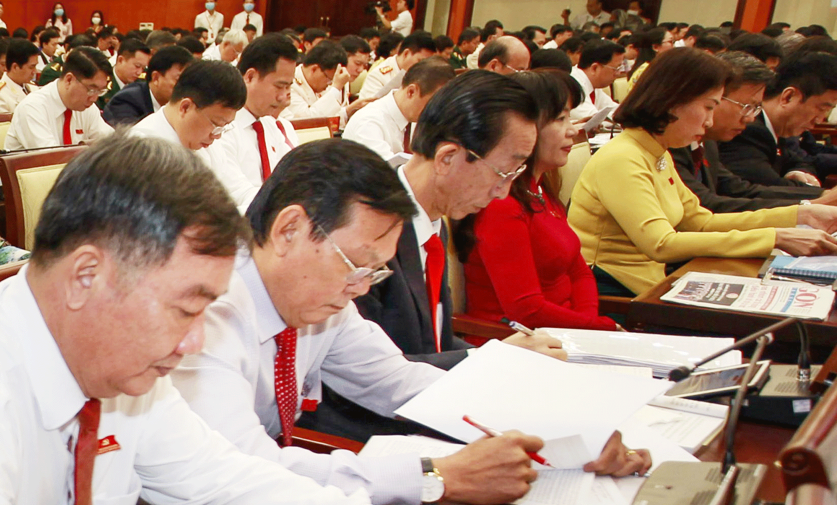 Thông tin về nhân sự tại Đại hội Đảng bộ TPHCM khóa XI ảnh 4