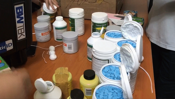 Giấu ma túy trong dạ dày heo