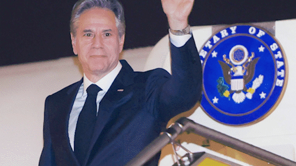 US Secretary of State arrives in Hanoi, starting his visit to Vietnam