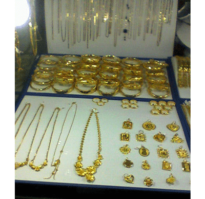 Domestic, global gold price gap widens ( Photo: U.Phuong)