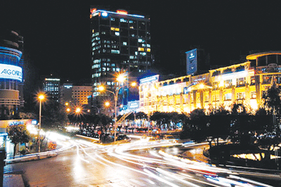 Cần đưa phong trào thi đua tiết kiệm điện lan tỏa sâu rộng hơn