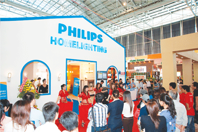 Philips ra mắt loạt đèn trang trí mới tại Vietbuild 2012