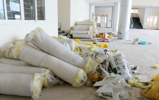 Nhà hát trăm tỷ nằm phơi mưa nắng ảnh 8