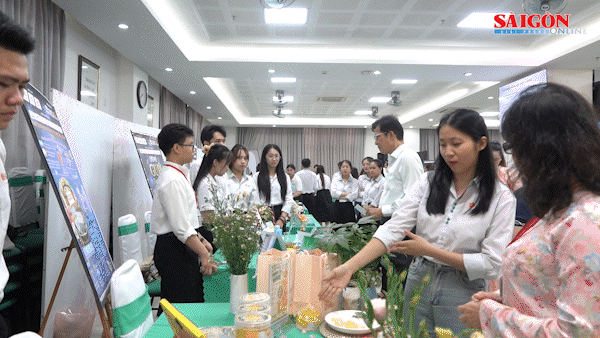Ươm mầm khởi nghiệp từ giảng đường
