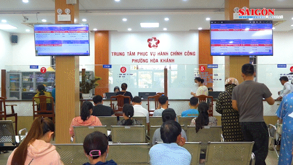 Những "trợ lý số" nơi bộ phận một cửa 