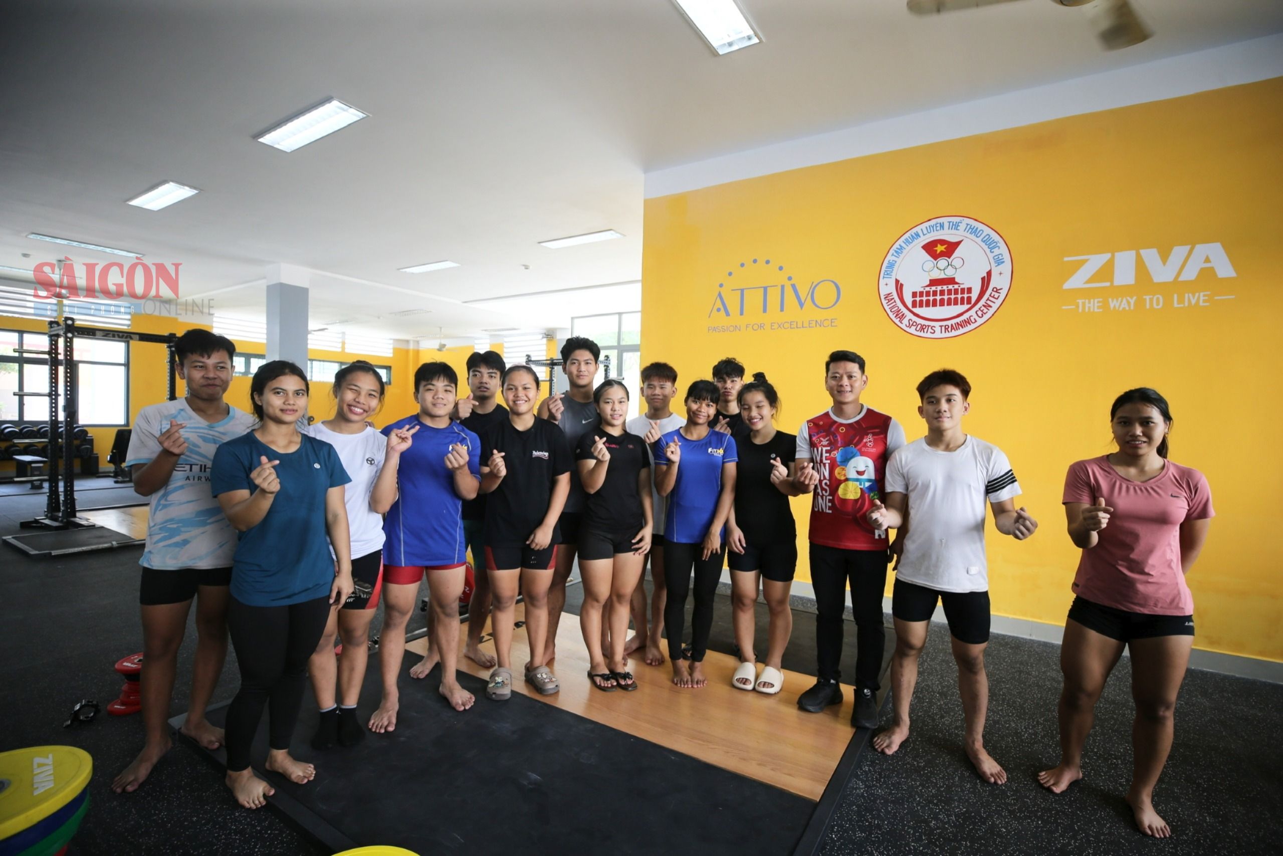 Tết trên sàn tập cử tạ