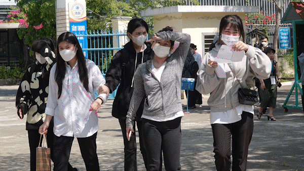 Nắng nóng bùng lên ở miền Bắc và miền Trung ngay đầu Xuân