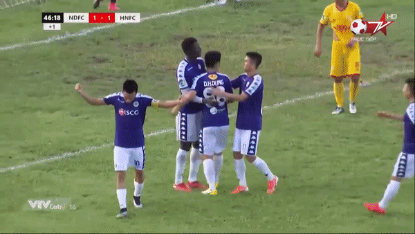 Cúp Quốc gia, Nam Định - Hà Nội 3-4: Văn Quyết lập cú đúp, Omar, Quang Hải góp công giành vé bán kết