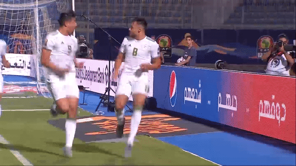 Africa Cup, Algeria - Guinea 3-0: Belaili, Mahrez, Adam Ounas nhẹ nhàng giành vé tứ kết