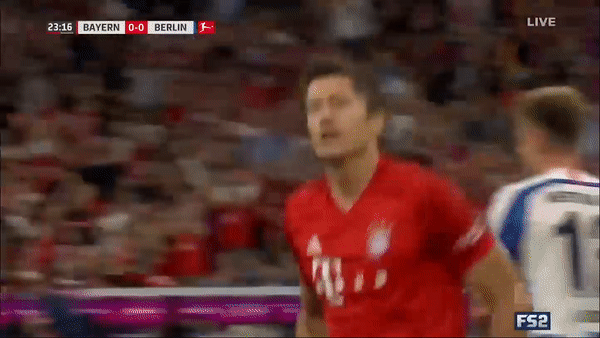 Bayern Munich - Hertha Berlin 2-2: Lewandowski lập cú đúp, Lukebakio, Marko Grujic 2 phút 2 bàn