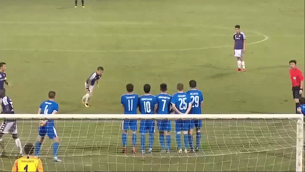 Hà Nội - Altyn Asyr 3-2: Quang Hải lập 2 siêu phẩm, Văn Quyến ấn định chiến thắng lượt đi