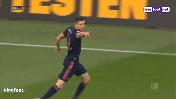 RB Leipzig - Bayern Munich 1-1: Lewandowski mở bàn sau 3 phút và Forsberg cầm chân Bayern