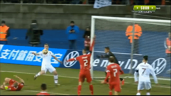 Luxembourg - Bồ Đào Nha 0-2: Fernandes mở màn, đẳng cấp Ronaldo lên tiếng 