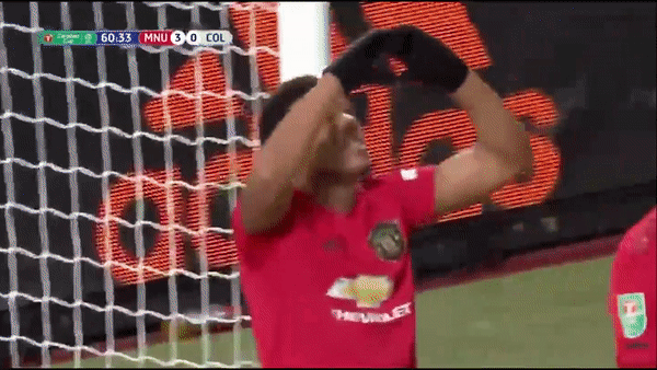 Man United - Colchester 3-0: Jackson đốt lưới nhà, Rashford, Martial lập công 