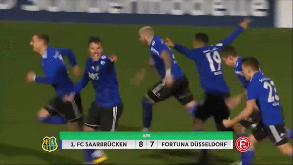 Saarbrucken - Dusseldorf 1-1 (pen 7-6): Tobias Jaenicke mở bàn, Joergensen gỡ hòa