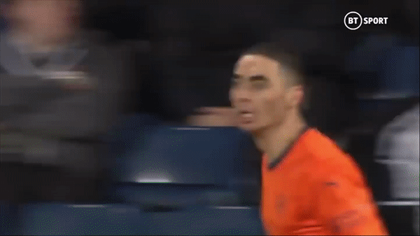 West Brom - Newcastle 2-3: Miguel Almiron lập cú đúp, Valentino Lazaro tỏa sáng