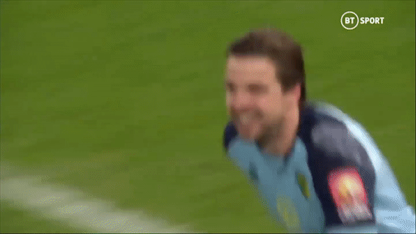 Tottenham - Norwich 1-1 (pen 2-3): Vertonghen mở màn, Drmic gỡ hòa, thủ thành Tim Krul loại Mourinho