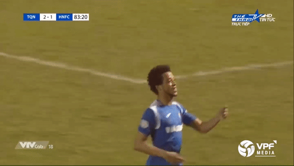 Than Quảng Ninh - Hà Nội 3-1: Văn Quyết, Quang Hải mờ nhạt, Mạc Hồng Quân, Lynch tỏa sáng