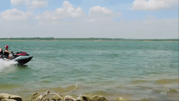 Pha bắn cung khó tin của nhóm Dude Perfect