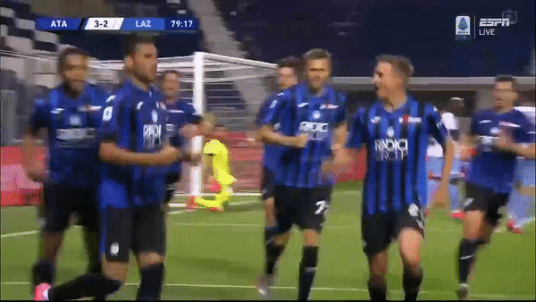 Atalanta - Lazio 3-2: De Roon phản lưới, Milinkovic-Savic lập công nhưng Gosens, Malinovsky, Palomino giành 3 điểm