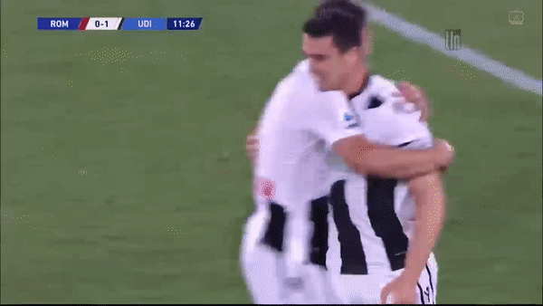 AS Roma - Udinese 0-2: Lasagna, Nestorovski lập công, Diego Perotti nhận thẻ đỏ xứng đáng