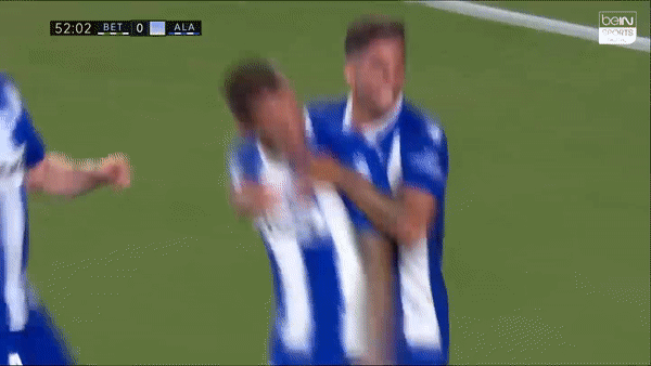 Real Betis - Alaves 1-2: Joselu, Rodrigo Ely lập công giành gọn 3 điểm, rút ngắn khoảng cách với Betis