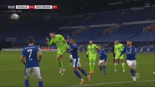 Schalke - Wolfsburg 0-2: Wout Weghorst đánh đầu đẹp mắt, Xaver Schlager ấn định chiến thắng