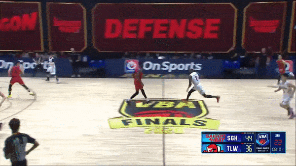 CK 2 Highlights Saigon Heat - Thang Long Warriors 74-70: Robert Crawford xuất sắc nhất trận, Thang Long Warriors gỡ hòa, hứa hẹn CK3 kịch tính