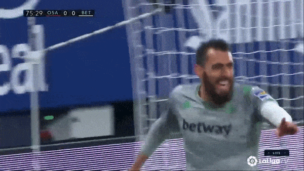 Osasuna - Real Betis 0-2: Borja Iglesias, Juan Miranda lần lượt tỏa sáng