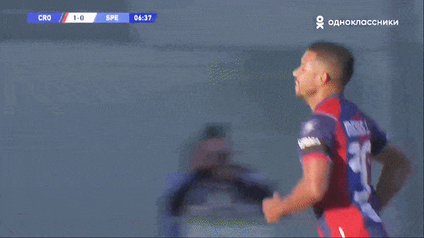 Crotone - Spezia 4-1: Junior Messias tỏa sáng cú đúp, Arkadiusz Reca, Eduardo Henrique góp công chiến thắng đậm