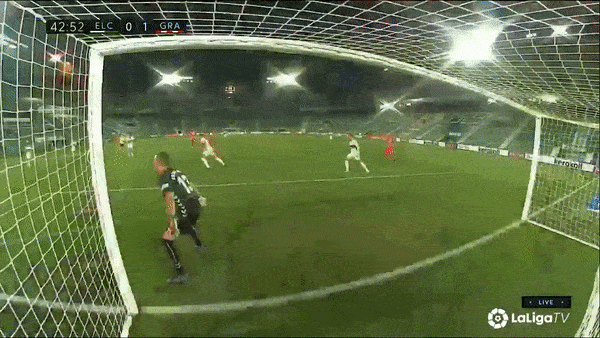 Elche - Granada 0-1: Darwin Machis kiến tạo, Luis Suarez nhanh chân ghi bàn duy nhất