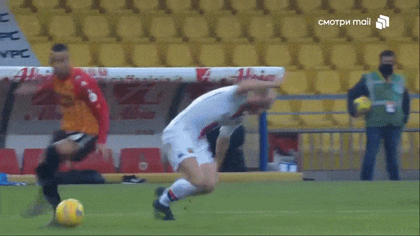 Benevento - Genoa 2-0: Roberto Insigne lập công, Marco Sau nhân đôi cách biệt trên chấm penalty