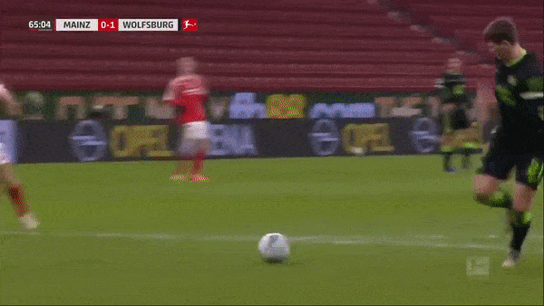 Mainz - Wolfsburg 0-2: Điểm nhấn hiệp 2, Bartosz Bialek, Wout Weghorst lần lượt lập công