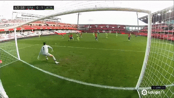 Granada - Atletico Madrid 1-2: Suarez tịt ngòi nhưng Llorente, Correa tỏa sáng, củng cố ngôi đầu La Liga cho HLV Diego Simeone